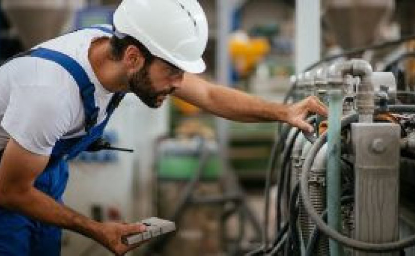 الصيانة المجدولة والصيانة غير المجدولة